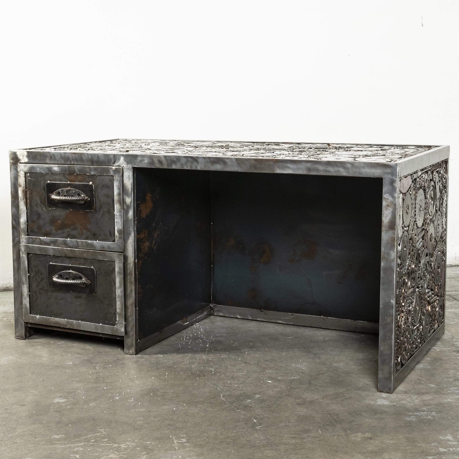 Industrial Executive Gear Desk made with Recycled Scrap Metal - Xformerz