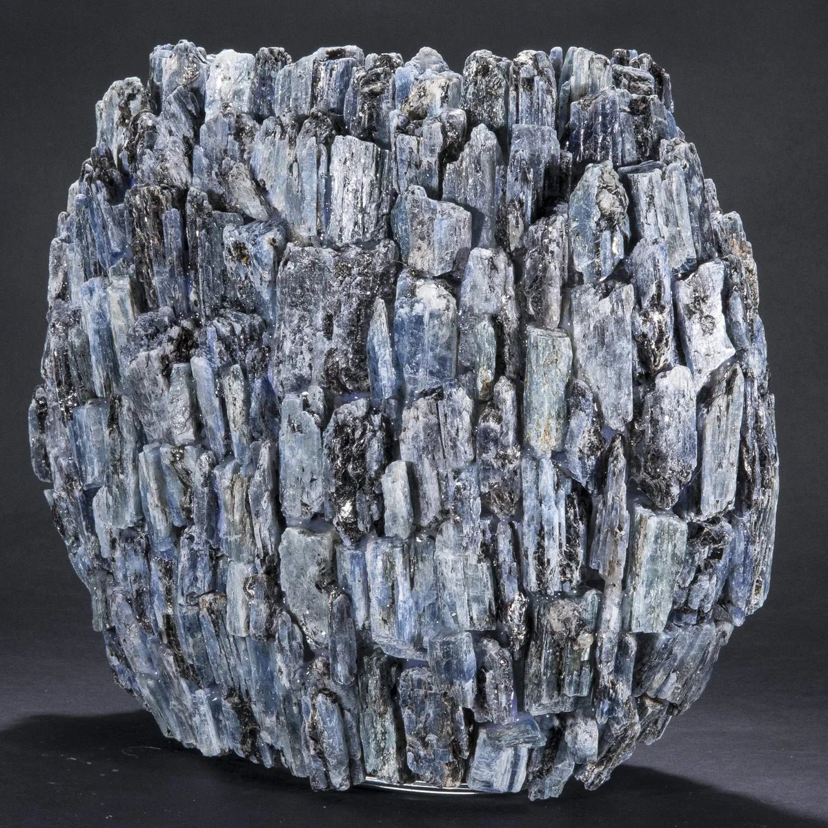 10.5 Kyanite Gemstone Vase - Xformerz