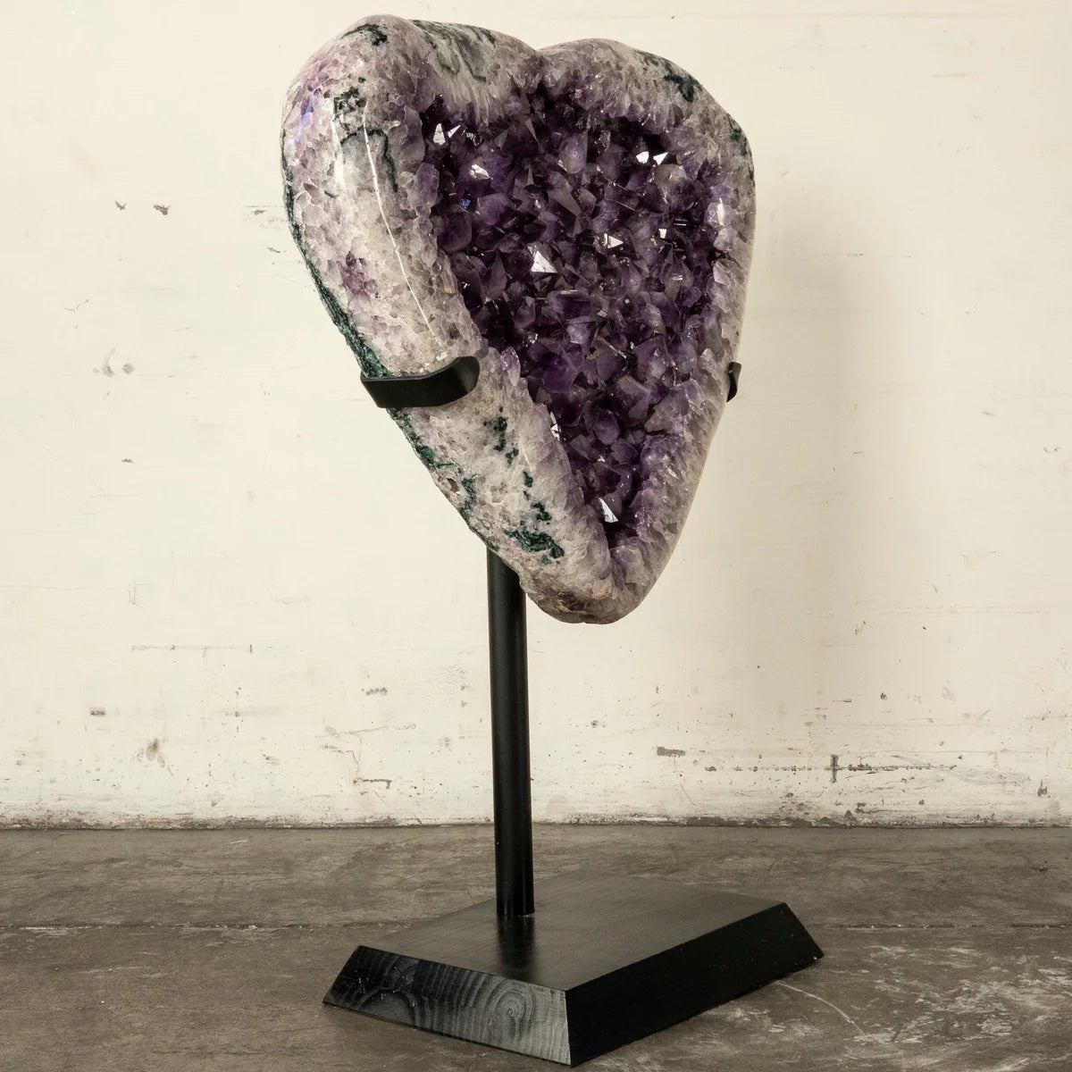 Amethyst Geode - 43 in. 195 lbs - Xformerz