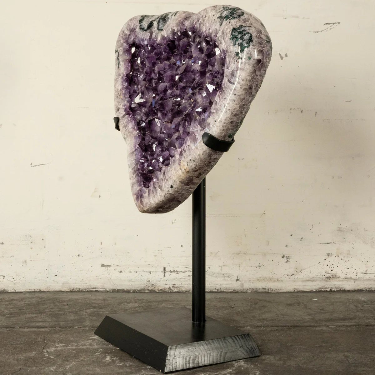 Amethyst Geode - 43 in. 195 lbs - Xformerz