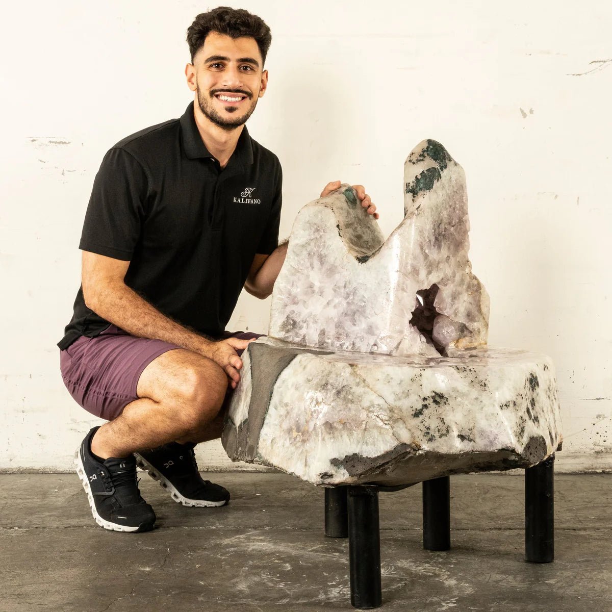 Amethyst Geode Seat Chair - 37 in. 673 lbs - Xformerz