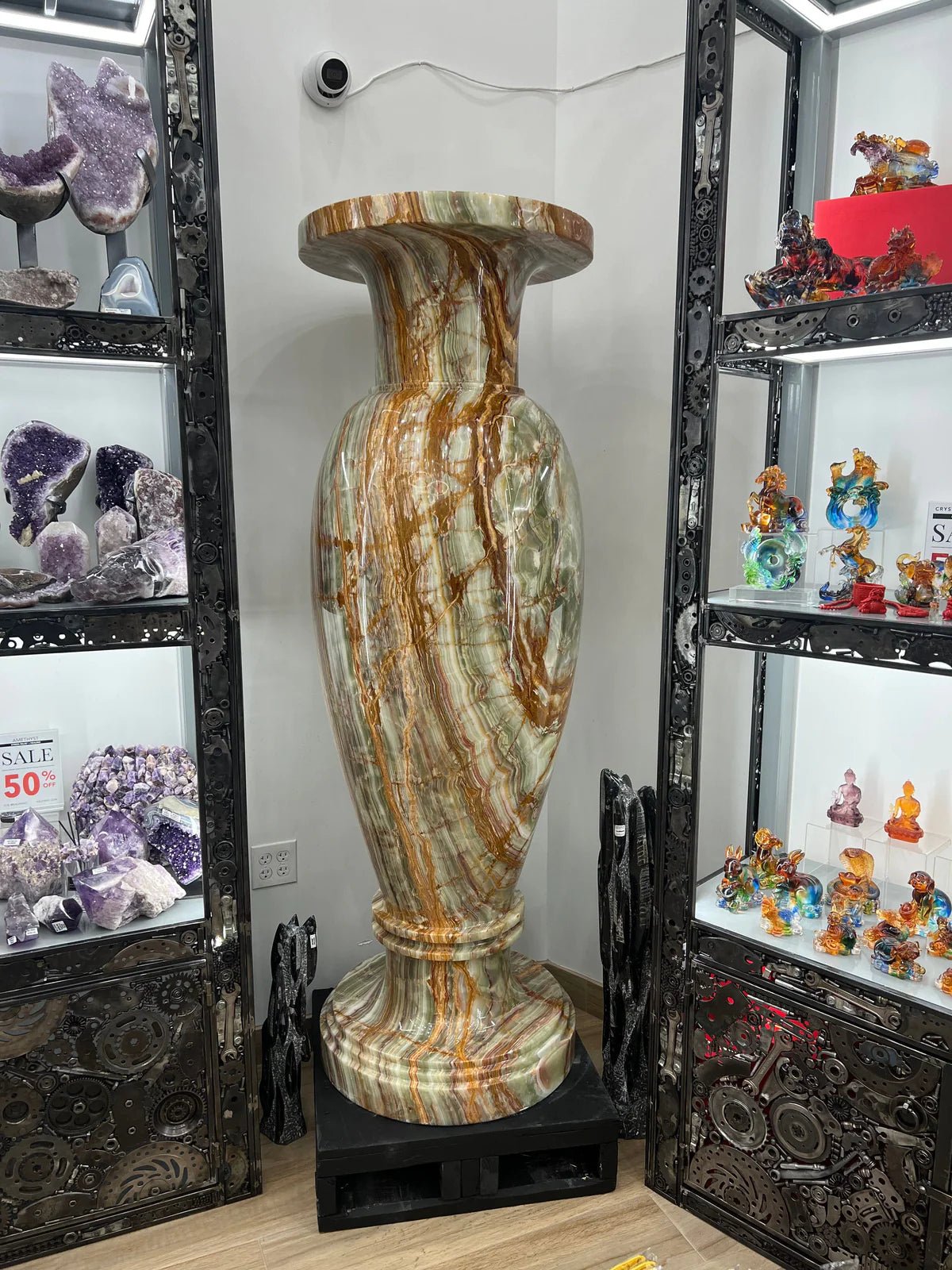 Pakistan Green Onyx Vase - 72” - Xformerz